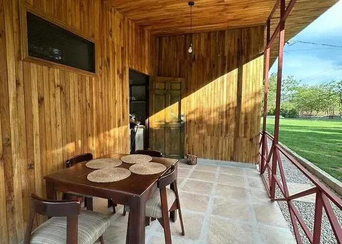 Casa Elora